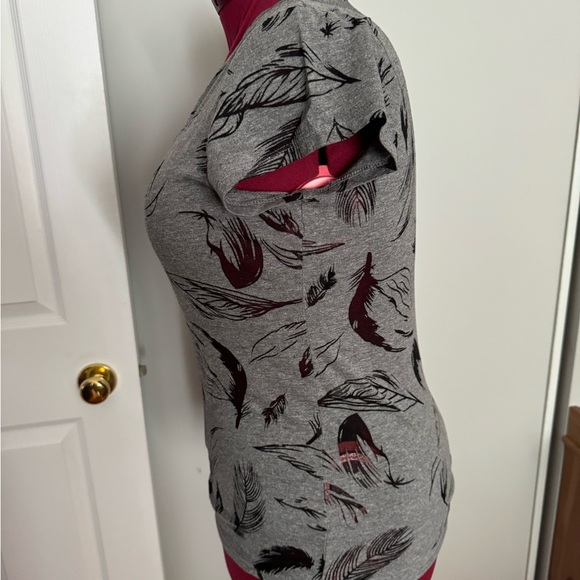 Feather t-shirt - Picture 2 of 4